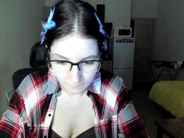 Victoria_Winters webcam