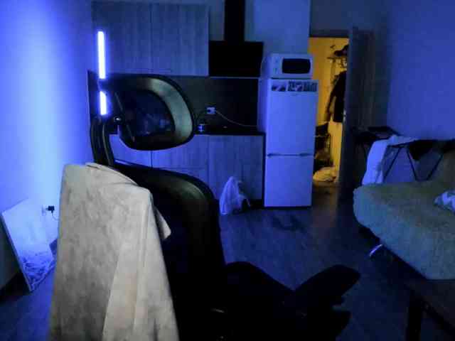 Victoria_Winters webcam