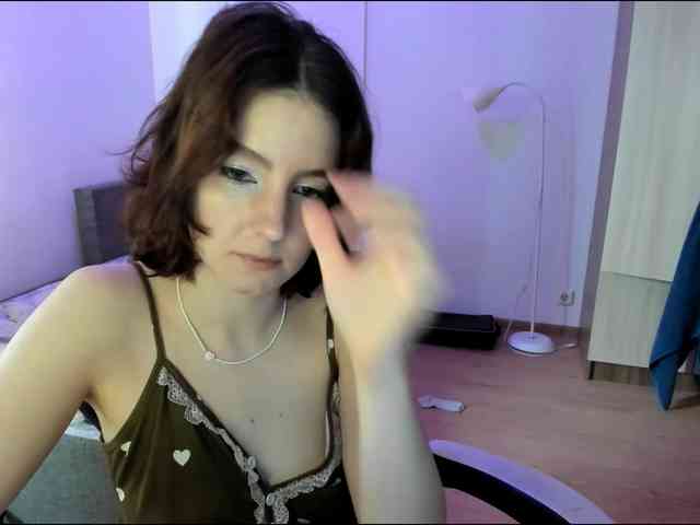 Ctrl_V_Desire webcam