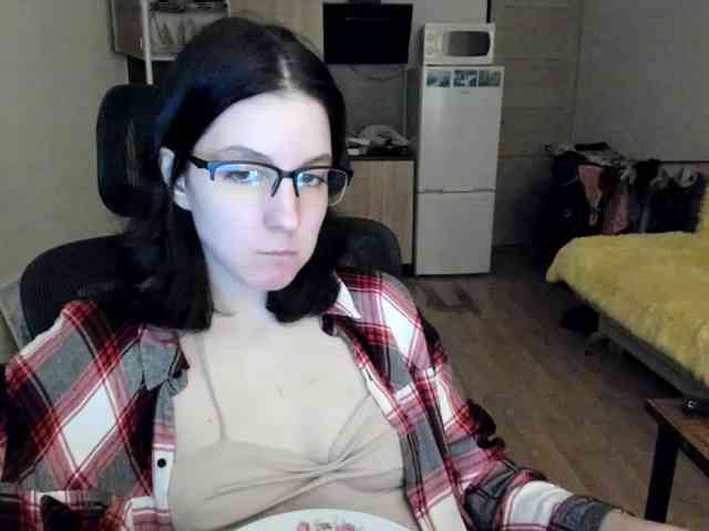 Victoria_Winters webcam