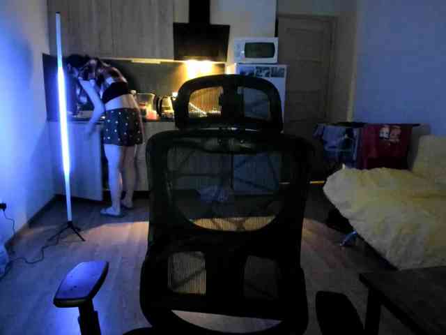 Victoria_Winters webcam