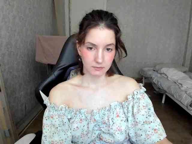 Ctrl_V_Desire webcam