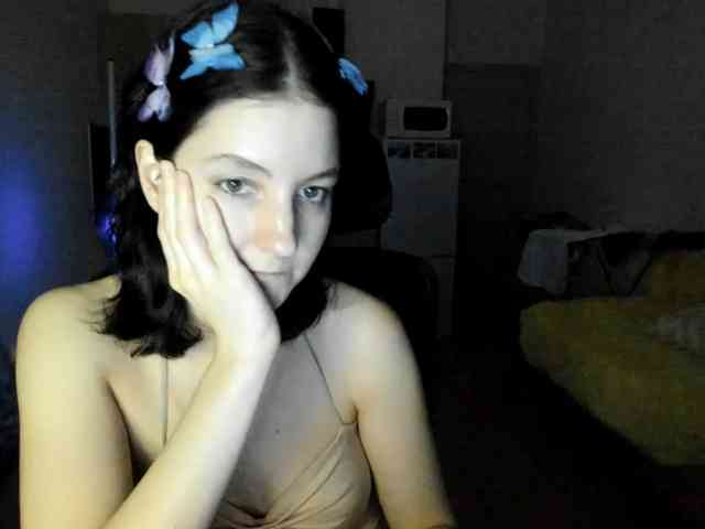 Victoria_Winters webcam