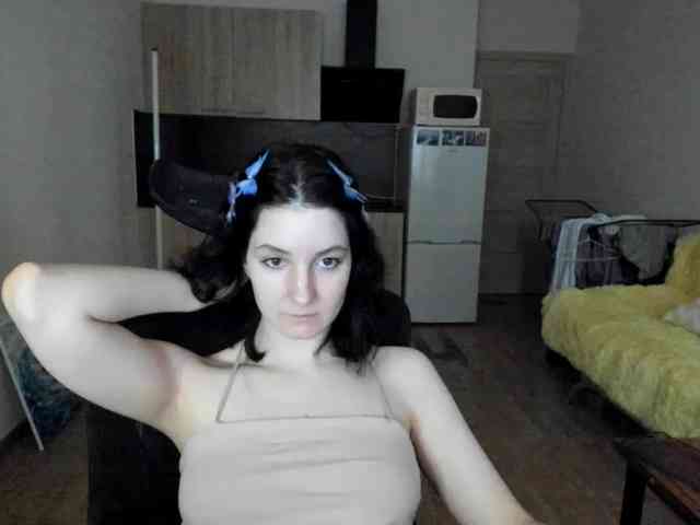 Victoria_Winters webcam