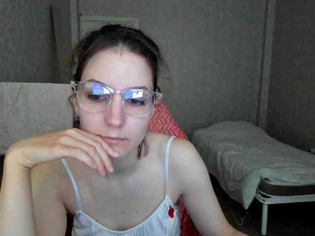 Ctrl_V_Desire webcam