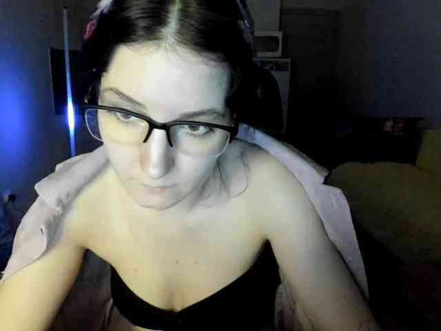 Victoria_Winters webcam