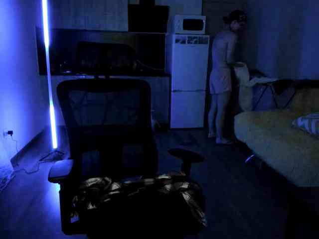 Victoria_Winters webcam