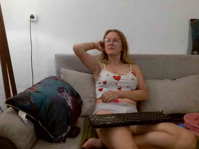 LeniFuchs webcam
