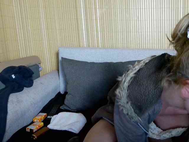 LeniFuchs webcam
