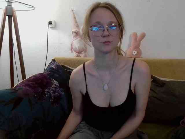 LeniFuchs webcam