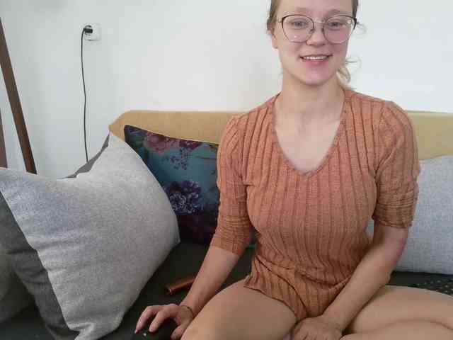 LeniFuchs webcam