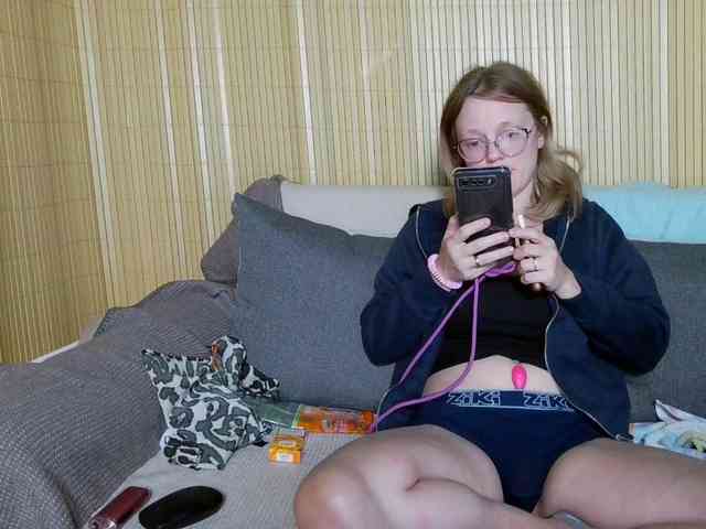 LeniFuchs webcam