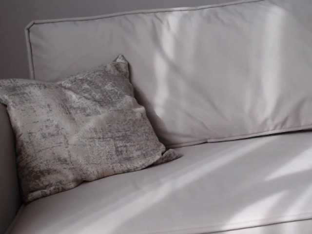 LilianaL's BongaCams show and profile