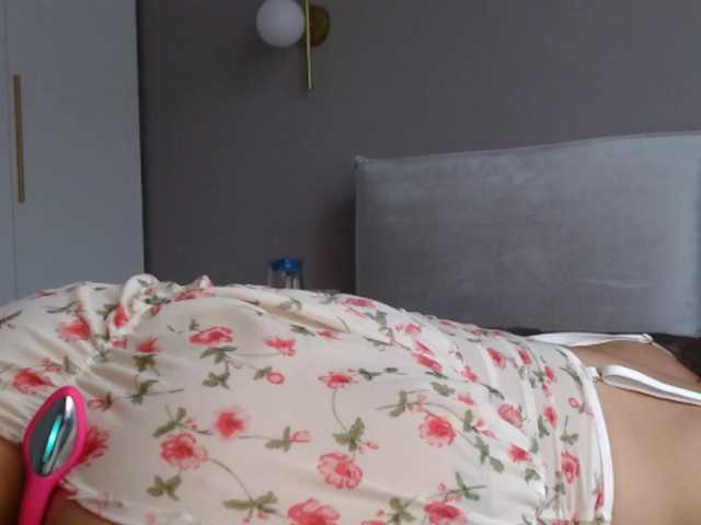 LilianaL's BongaCams show and profile