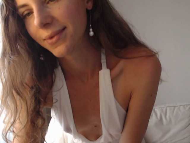 LilianaL's BongaCams show and profile