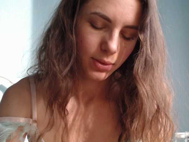 LilianaL's BongaCams show and profile