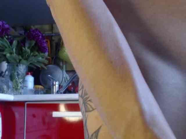 LilianaLove webcam