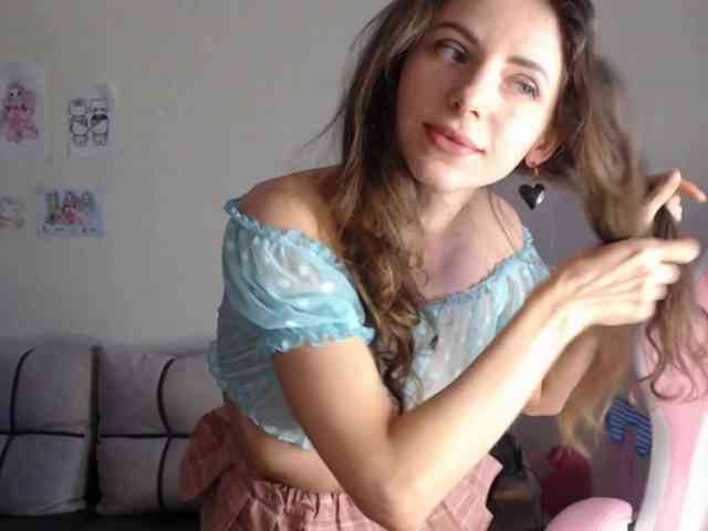 LilianaLove webcam