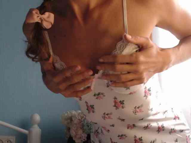 LilianaLove webcam