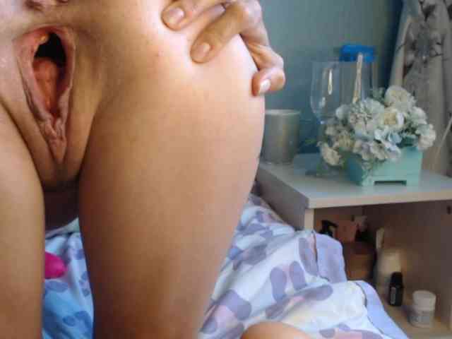 LilianaLove webcam