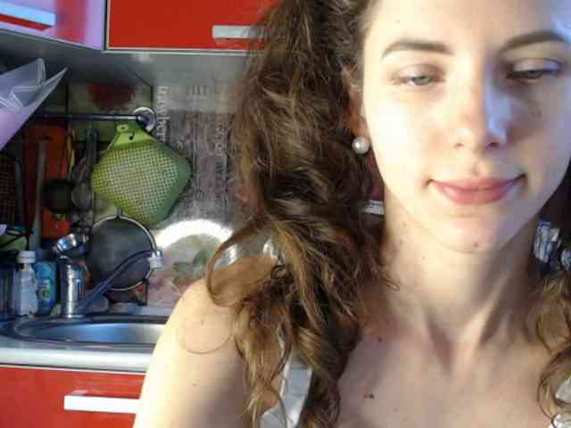 LilianaLove webcam