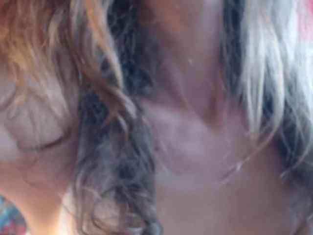 LilianaLove webcam