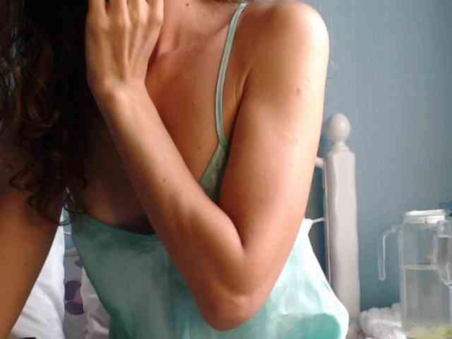 LilianaLove webcam