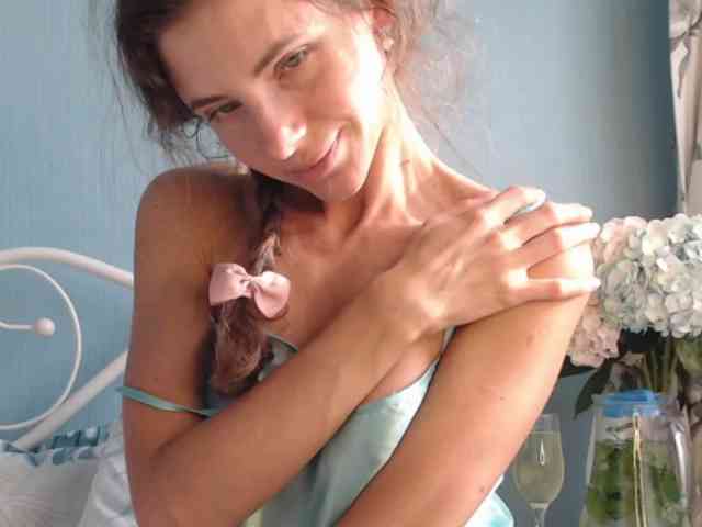 LilianaLove webcam