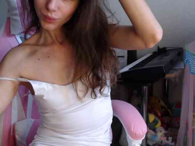 LilianaLove webcam
