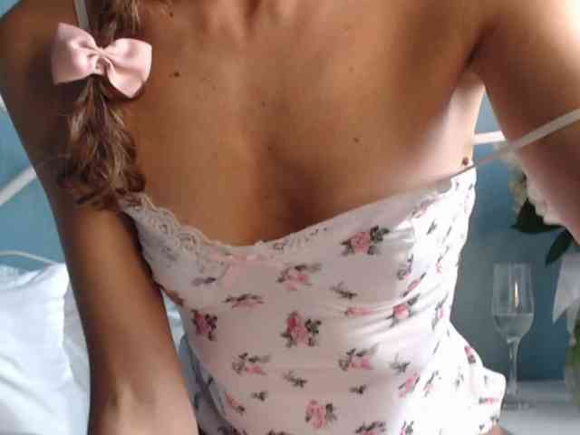 LilianaLove webcam