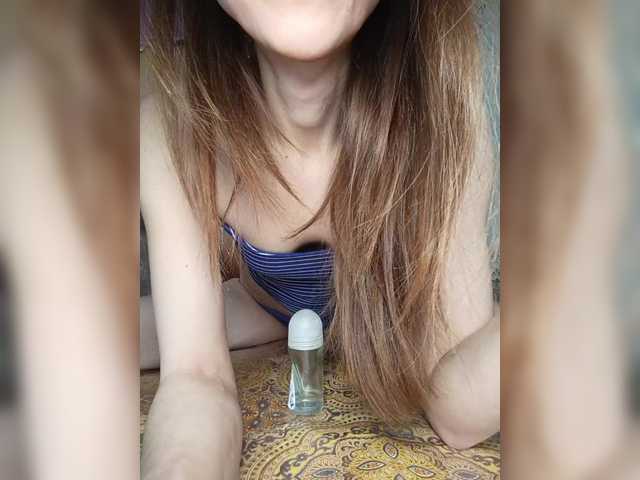 Your-Peachy-Dream live cam