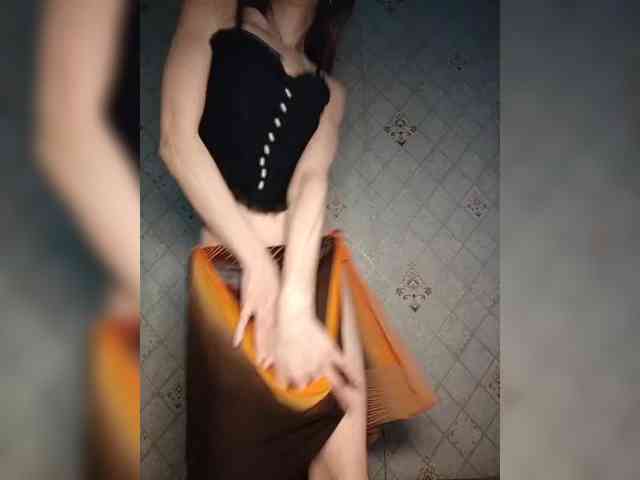 Your-Peachy-Dream webcam