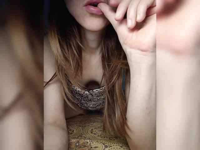 Your-Peachy-Dream webcam