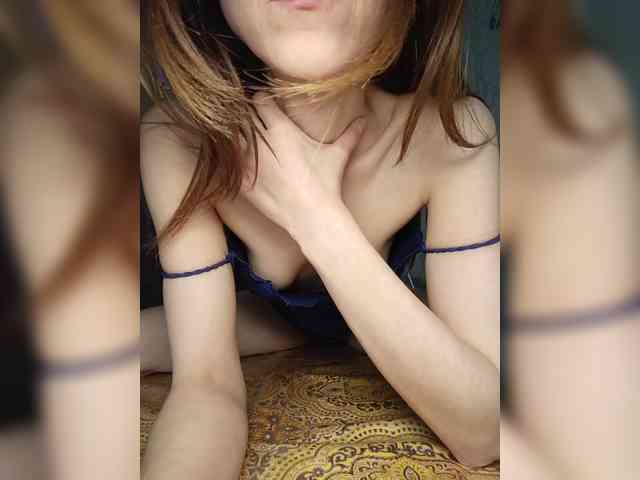 Your-Peachy-Dream webcam