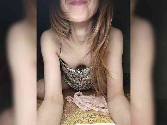 Your-Peachy-Dream webcam