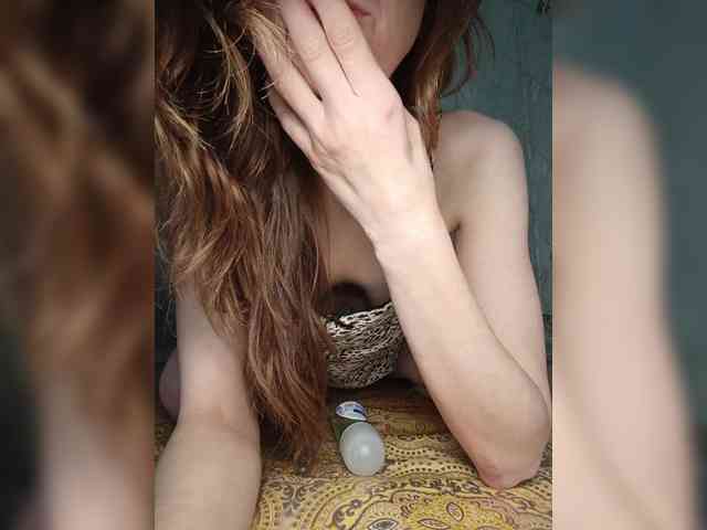 Your-Peachy-Dream webcam