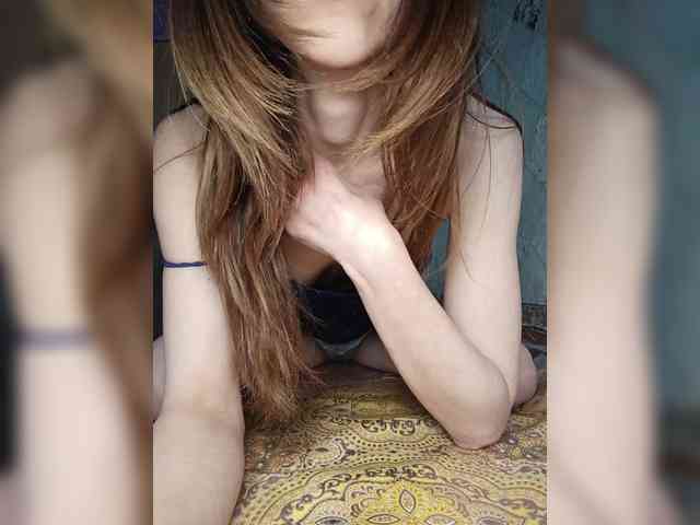 Your-Peachy-Dream webcam