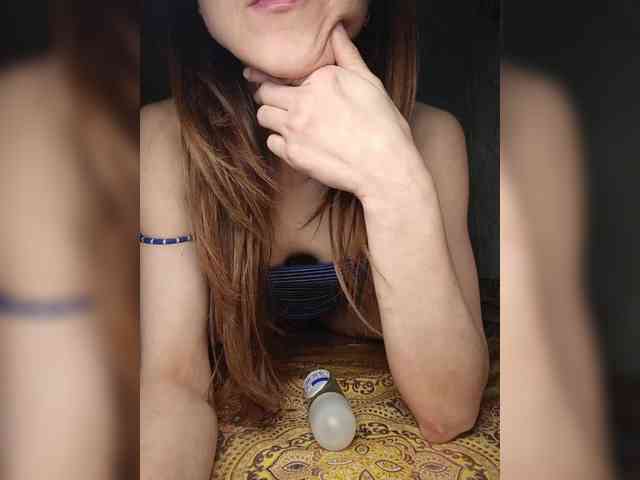 Your-Peachy-Dream webcam