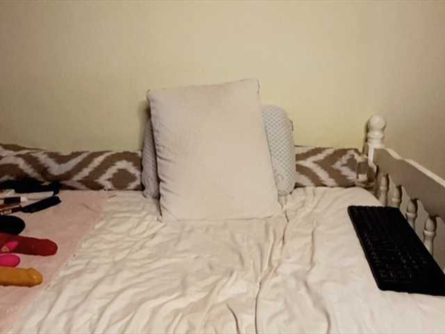 Jasmine74's BongaCams show and profile