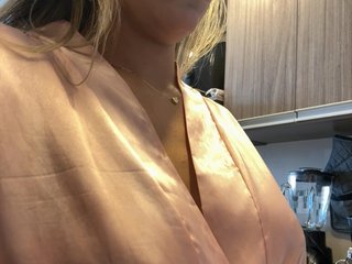 EmilyLeah Porn Show