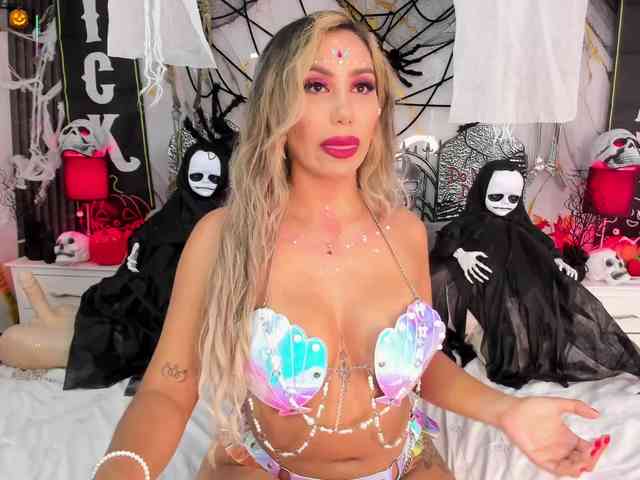 EmilyLeah webcam