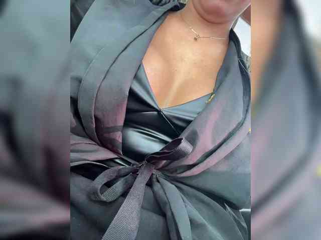 EmilyLeah webcam