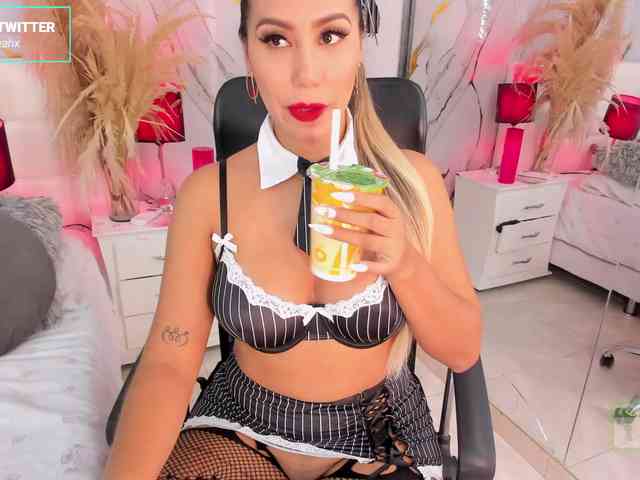 EmilyLeah webcam