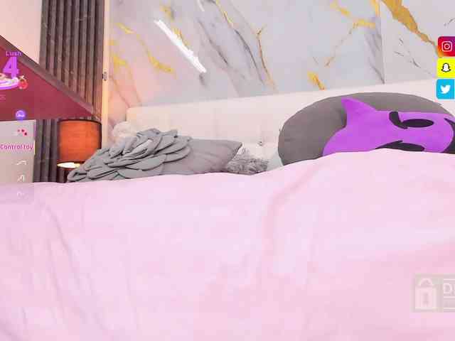 EmilyLeah webcam