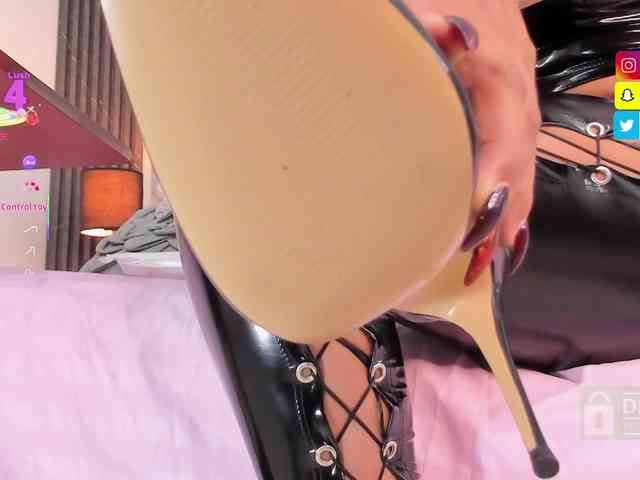 EmilyLeah webcam