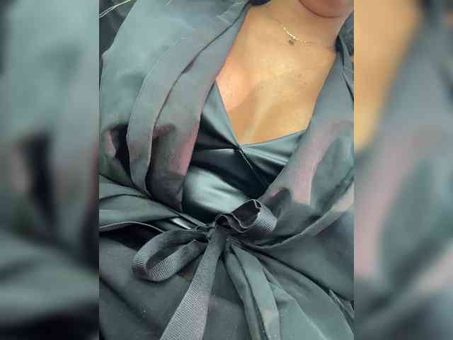 EmilyLeah webcam