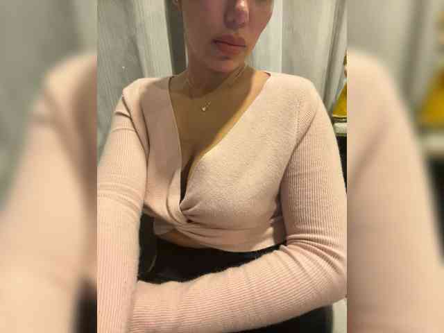 free adult cam EmilyLeah