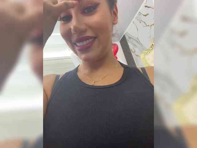 EmilyLeah Live Webcam on BongaCams