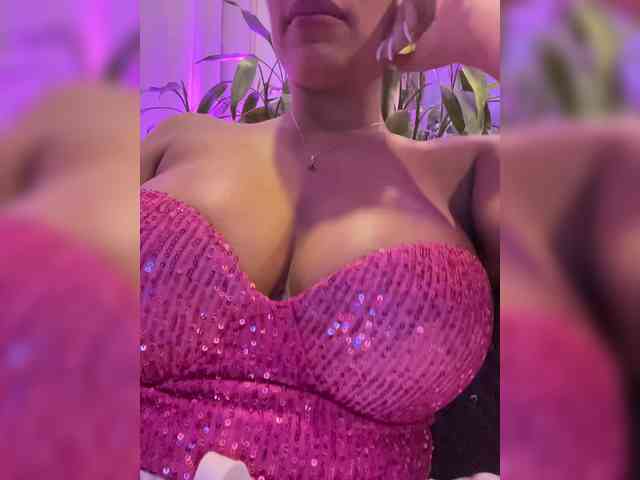 EmilyLeah webcam