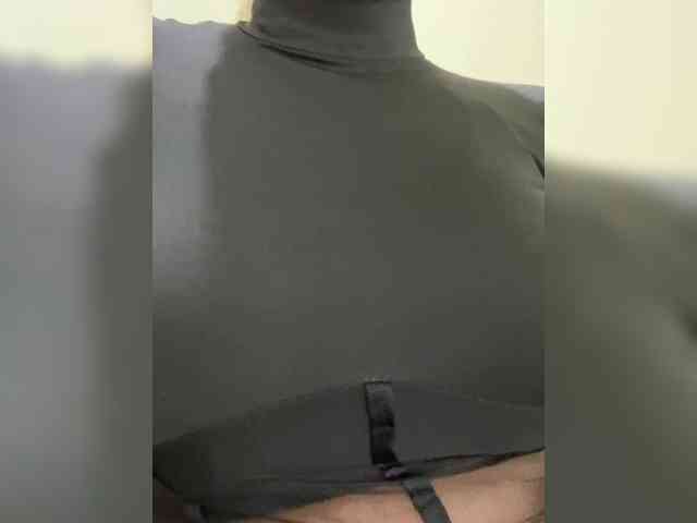EmilyLeah webcam